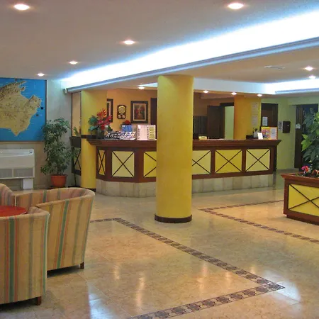 Riutort Hotel 3*